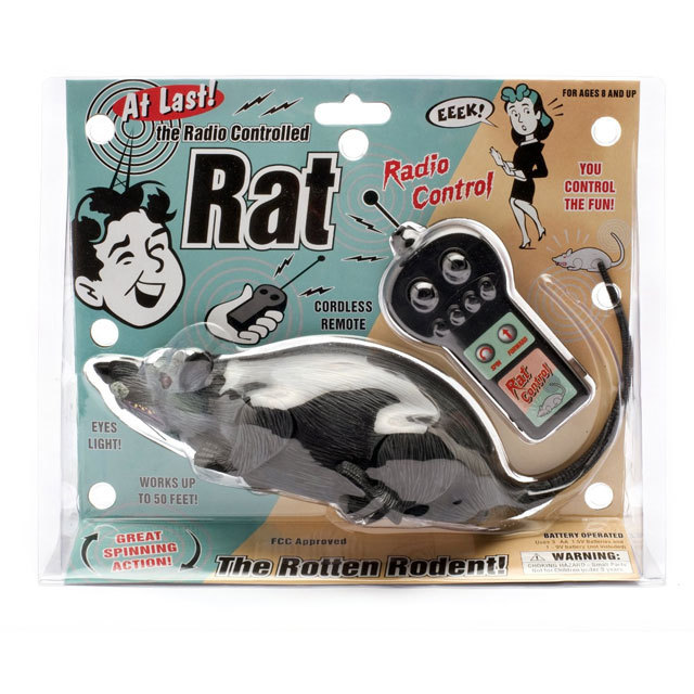 Remote Contol Rat Scare your friends and family with this wireless R