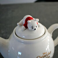 Christopher Robin Teapot additional image