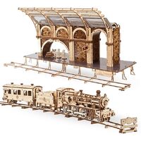 UGears Harry Potter Hogwarts Express and Platform 9 3/4 Model additional image