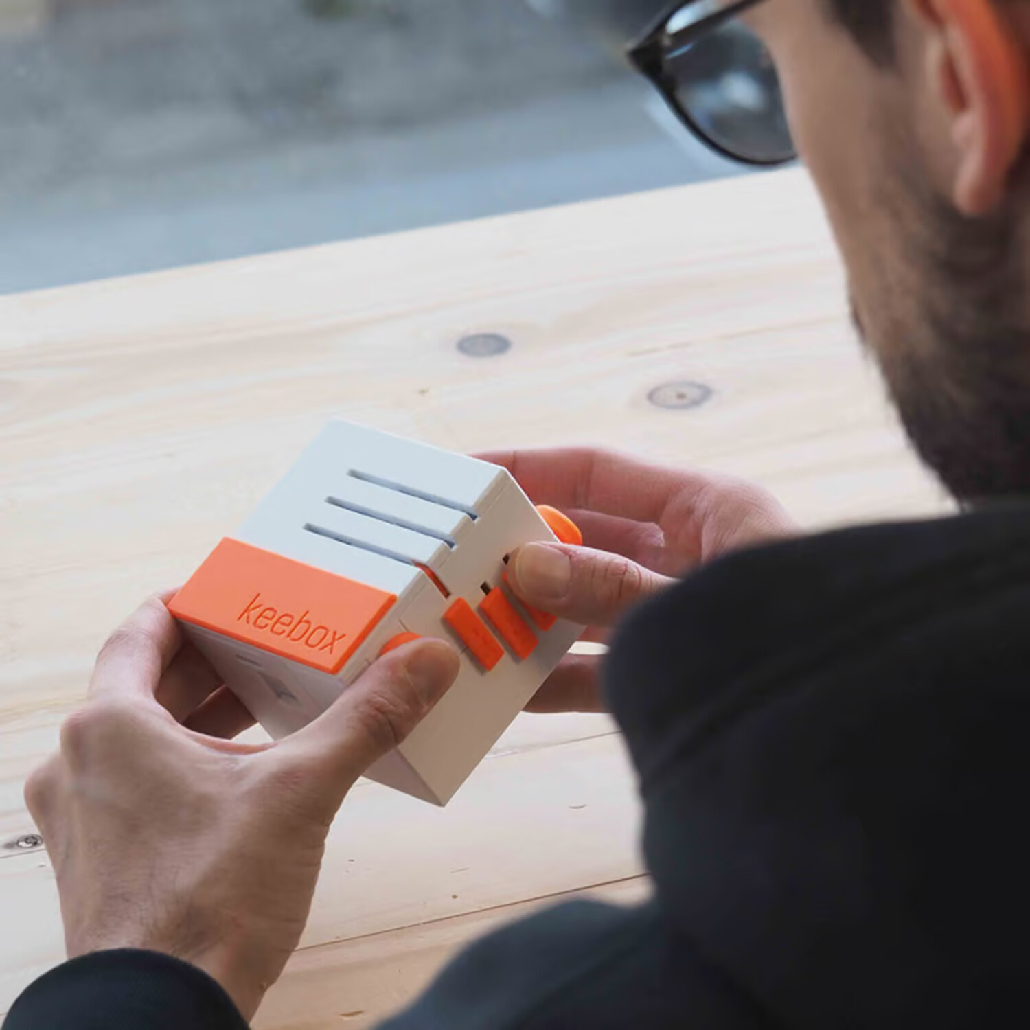 Keebox Escape Room in a Box Orange