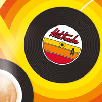 Hot Tracks Vinyl Record Shaped USB Cup Warmer additional image