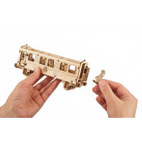 UGears Harry Potter Hogwarts Express and Platform 9 3/4 Model additional image