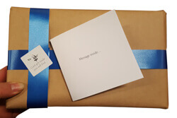 gift wrapping example image