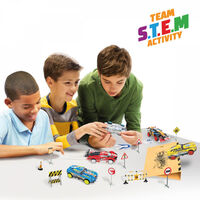 Hot Wheels Maker Kitz Build and Race Championship Pack main image