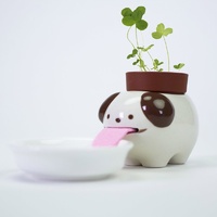 Peropon PAPA Self Watering Dog with Clover main image