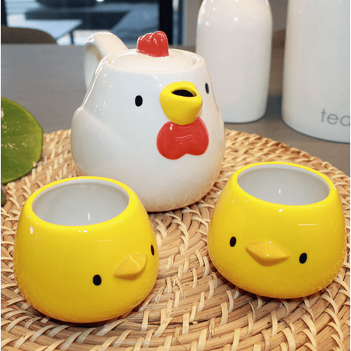 Chicken and Chick Tea Set