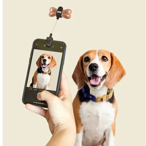 Kobe Dog Treat Selfie Clip
